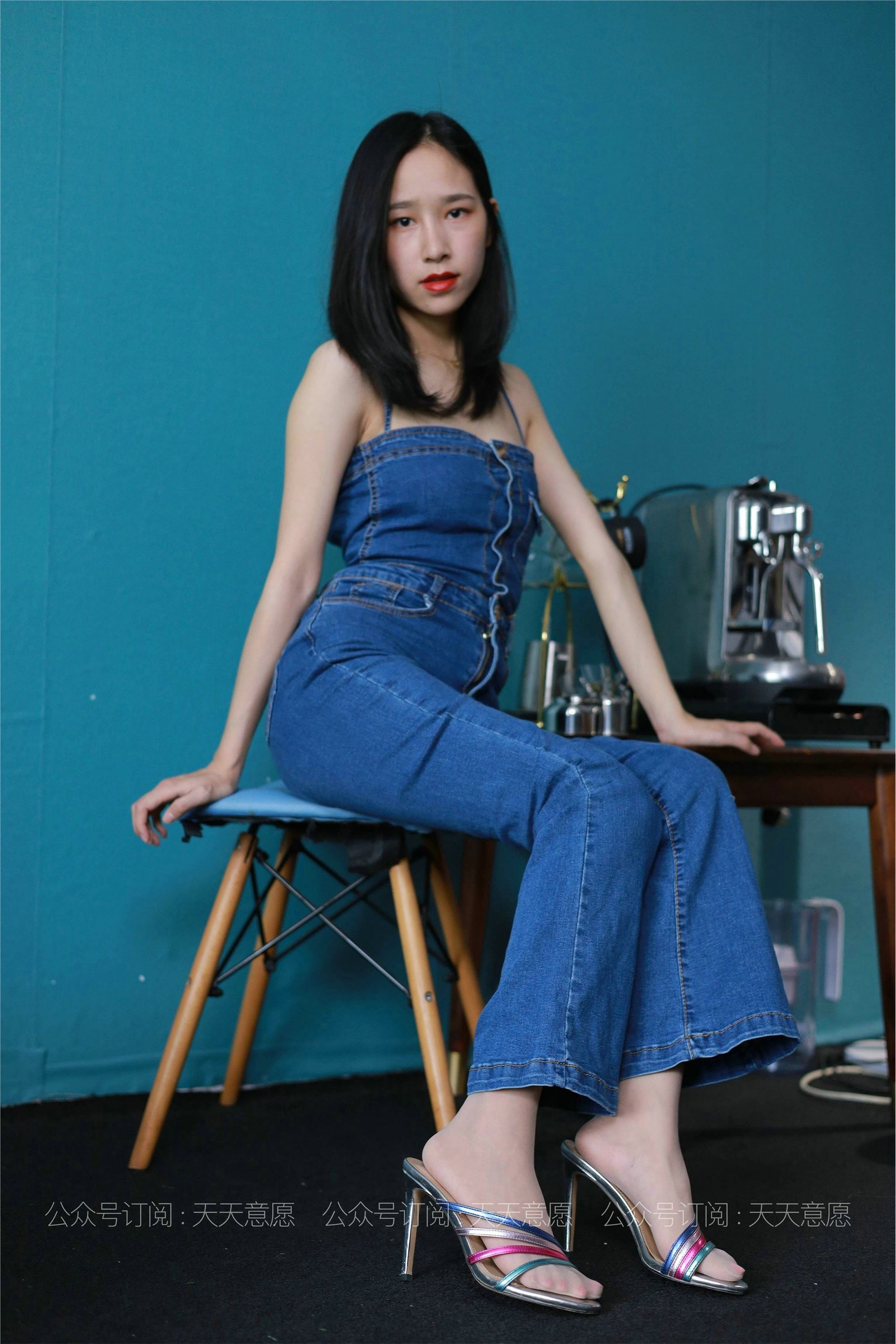 IESS异思趣向  2021.08.04 丝享家879：美子《美背库里丝》